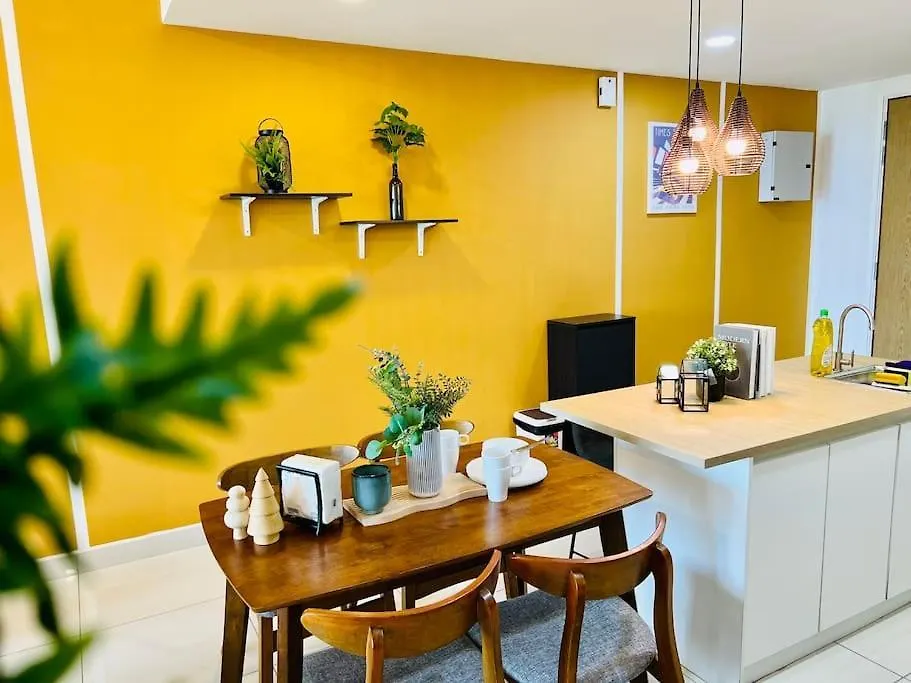Gathering House Mosaic Midvalley 2Br 1K4Q 7-13Px Johor Bahru Apartment